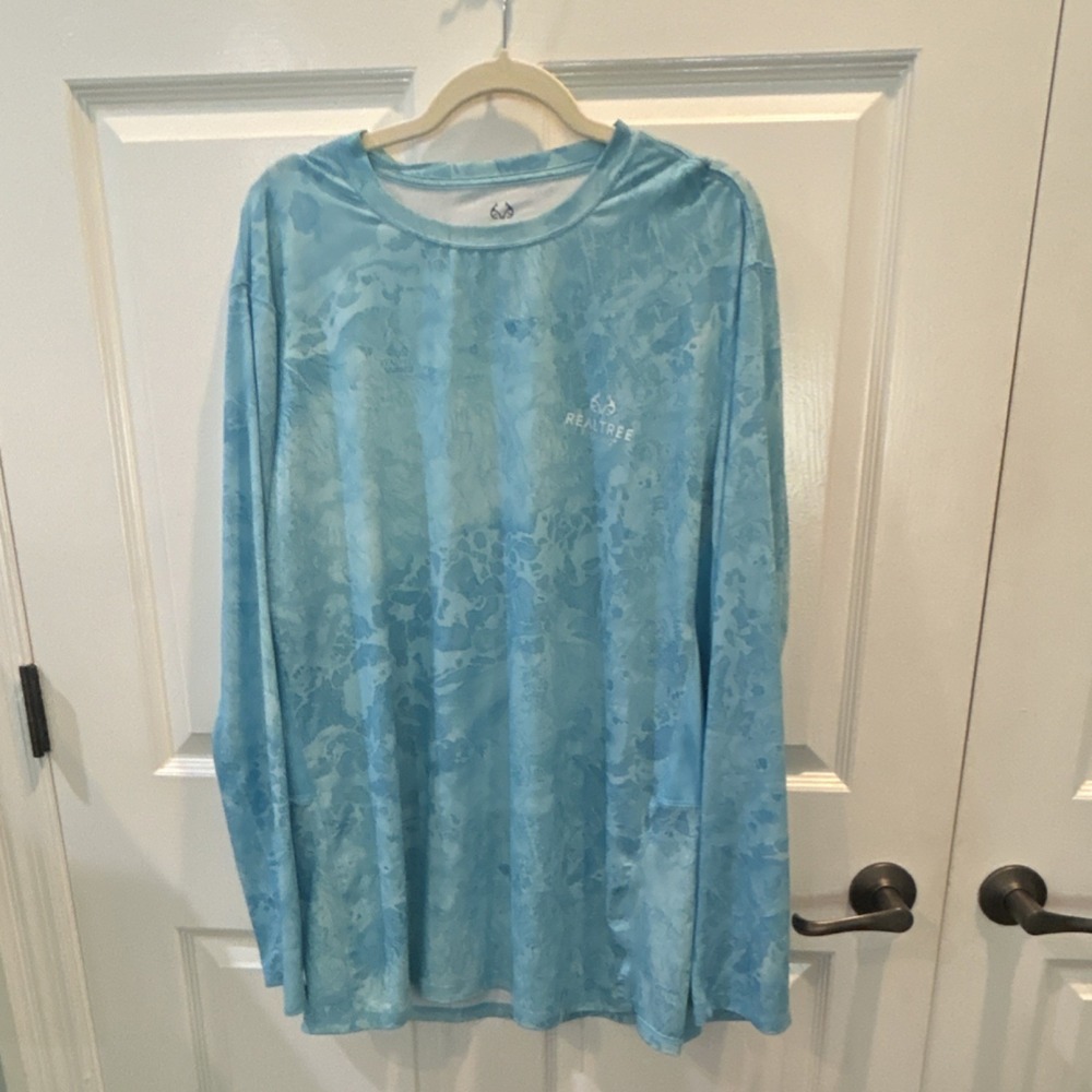 Realtree Fishing Wave3 Moisture Wicking Lightweight Blue XL Long Sleeve Shirt